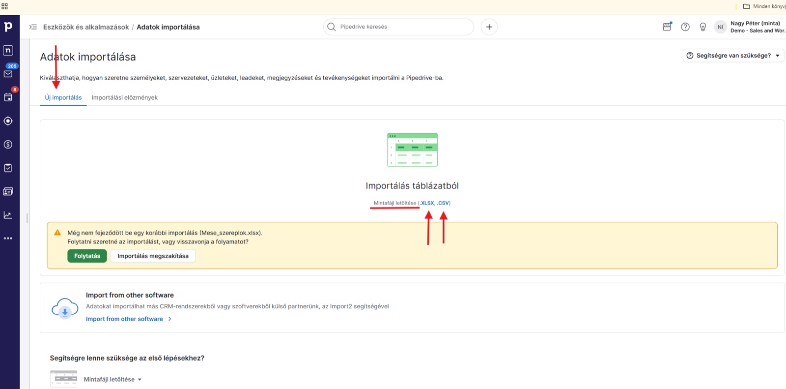 Az Adatok importálása képernyő mintafájl-letöltéssel